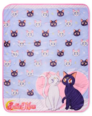 "Luna and Artemis Fleece Blanket - Sailor Moon"