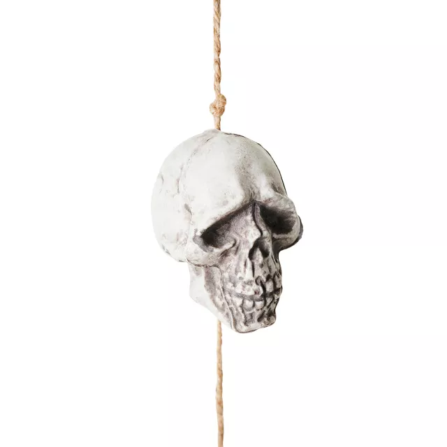 Skull Garland Decoration at Spirit Halloween