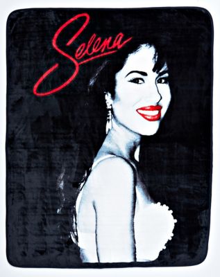 Selena Fleece Blanket