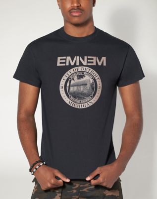 Pjece bag kold Detroit Seal T Shirt - Eminem - Spencer's