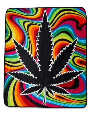 Trippy Weed Leaf Fleece Blanket