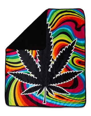 Trippy Weed Leaf Fleece Blanket