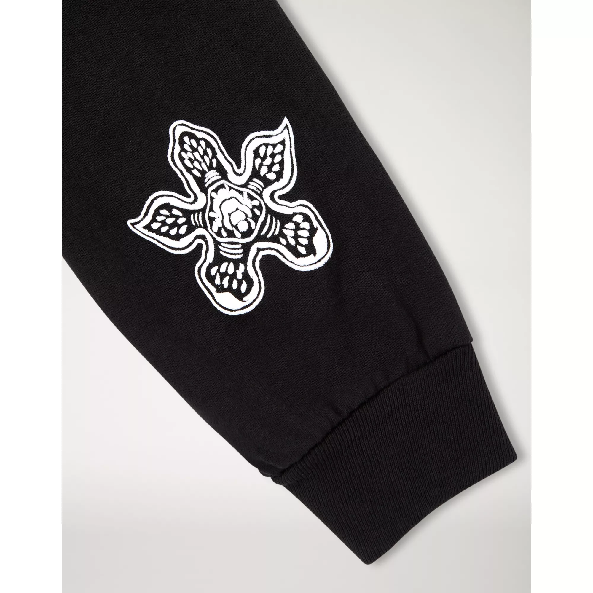 Demogorgon Hunter Long Sleeve T Shirt - Stranger Things at Spencer's