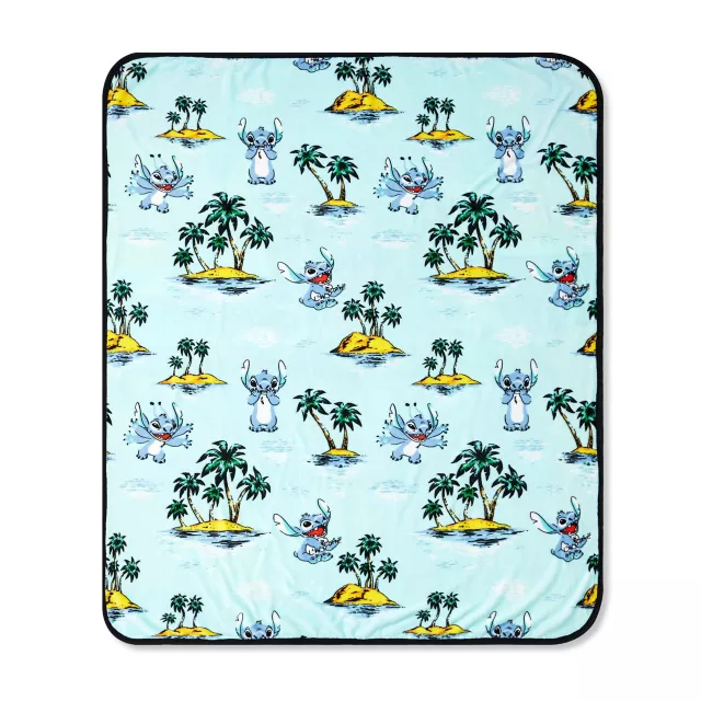 Ohana Double-Sided Fleece Blanket- Lilo & Stitch at Spencer's