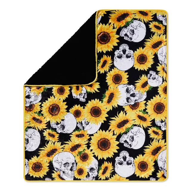 Sunflower Skull Fleece Blanket at Spencer's