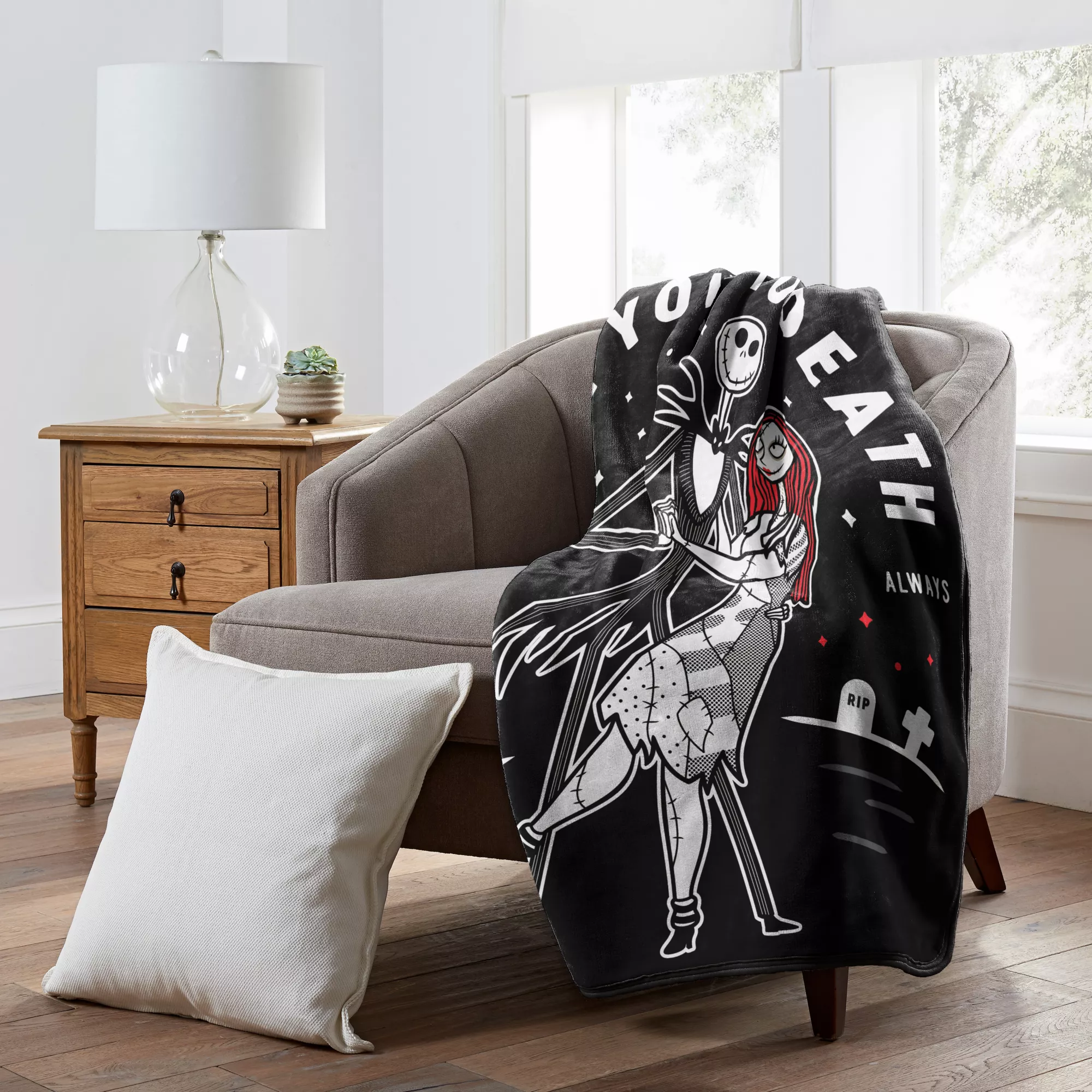 Love You to Death Fleece Blanket - The Nightmare Before Christmas at Spencer's