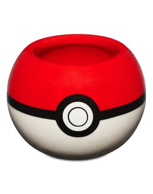 This Pokeball Lunch Box Is Perfect For Little Pokemon Hunters In