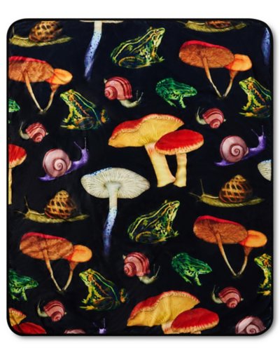 Goblincore Mushroom Pattern Fleece Blanket