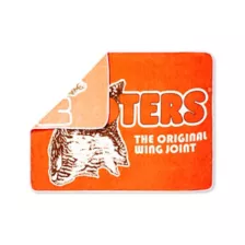 Hooters Vintage Logo Throw Blanket at Spencer's