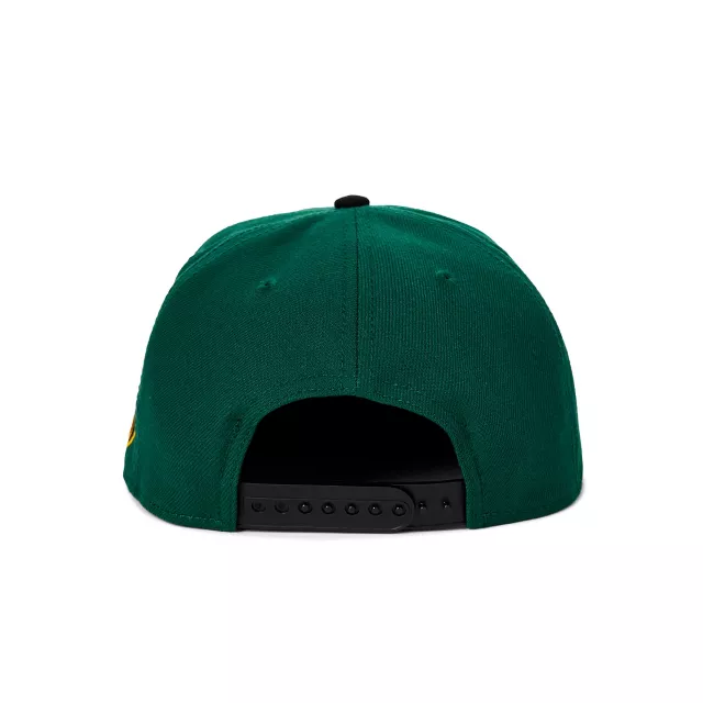Zelda Hyrule Crest Snapback Hat - Nintendo at Spencer's