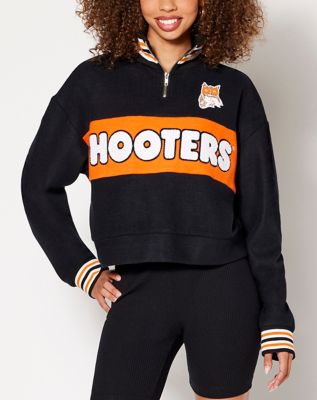 Hooters Quarter Zip Sweater