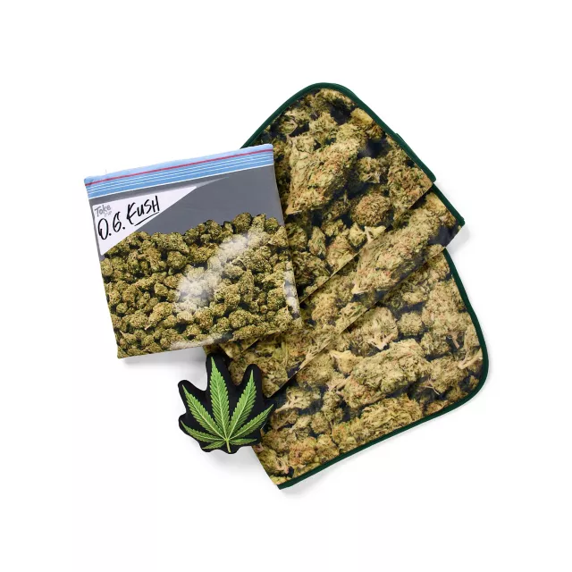 O.G. Kush Weed Leaf Fleece Blanket and Plush Set at Spencer's