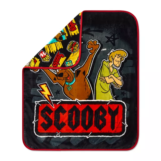 Scooby and Shaggy Fleece Blanket - Scooby-Doo at Spencer's