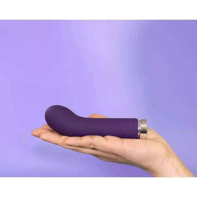 VeDO Gee Plus Rechargeable Bullet Vibrator at Spencer's