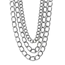 3 Row Basic Wallet Chain at Spencer's