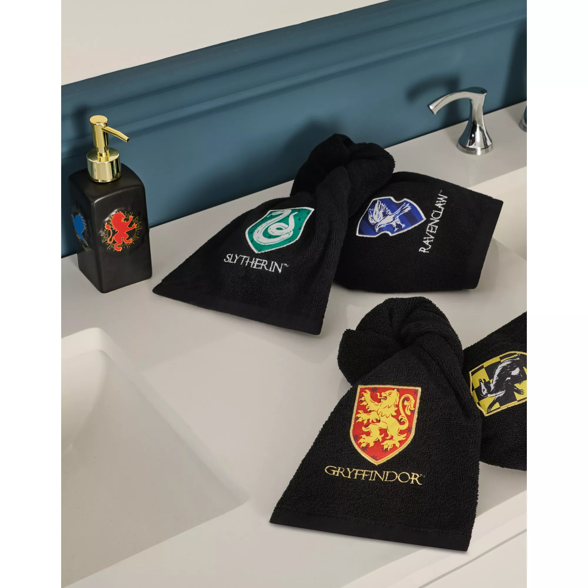 Harry Potter Houses 3-Piece Bath Accessory Set