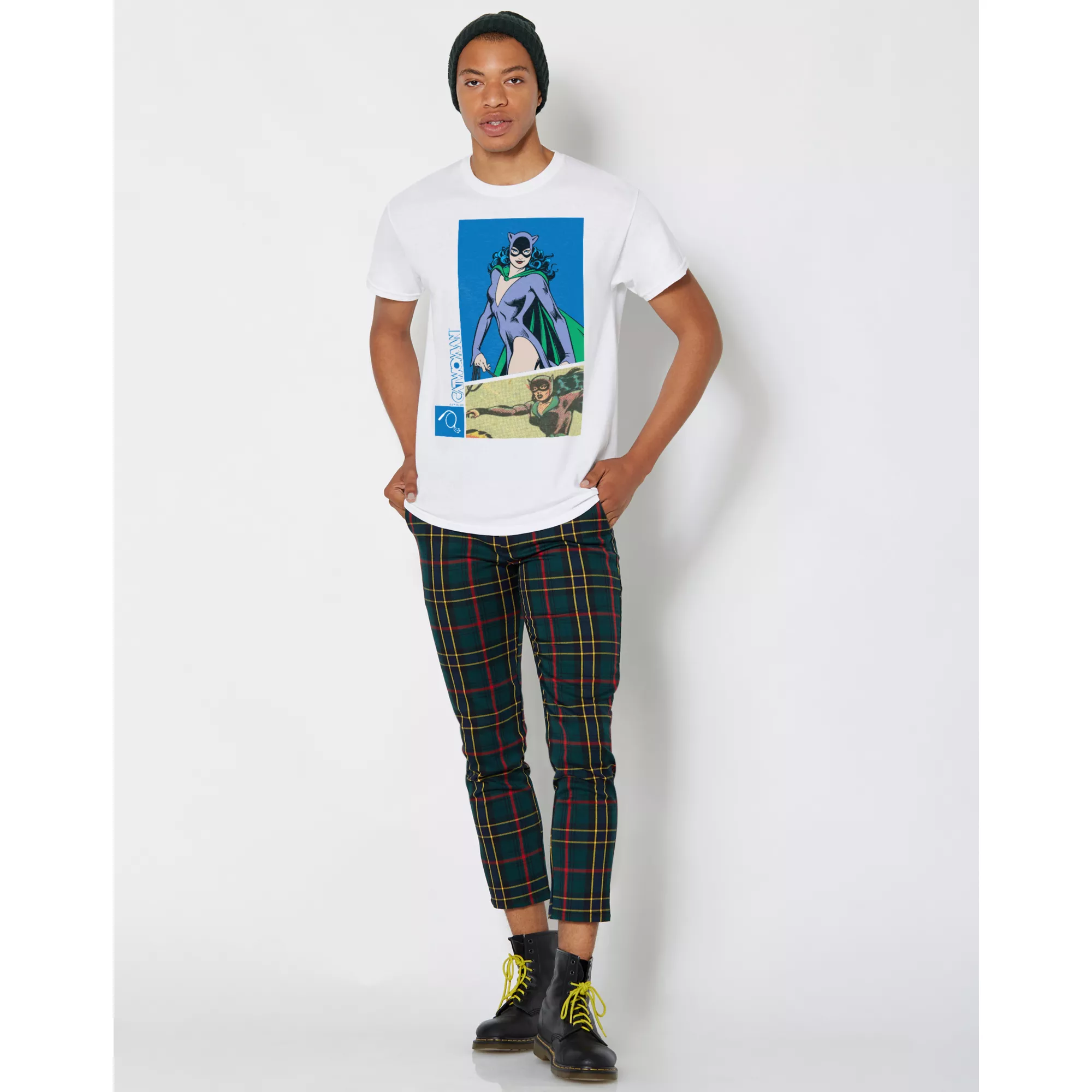 Retro Catwoman T Shirt - DC Comics