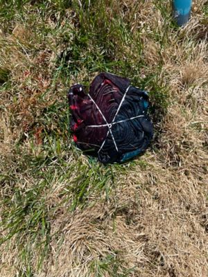 Spider DIY tie dye t shirt dye application process
